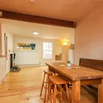 Christmas Steps Quirky 2 Bed - Hopewell
